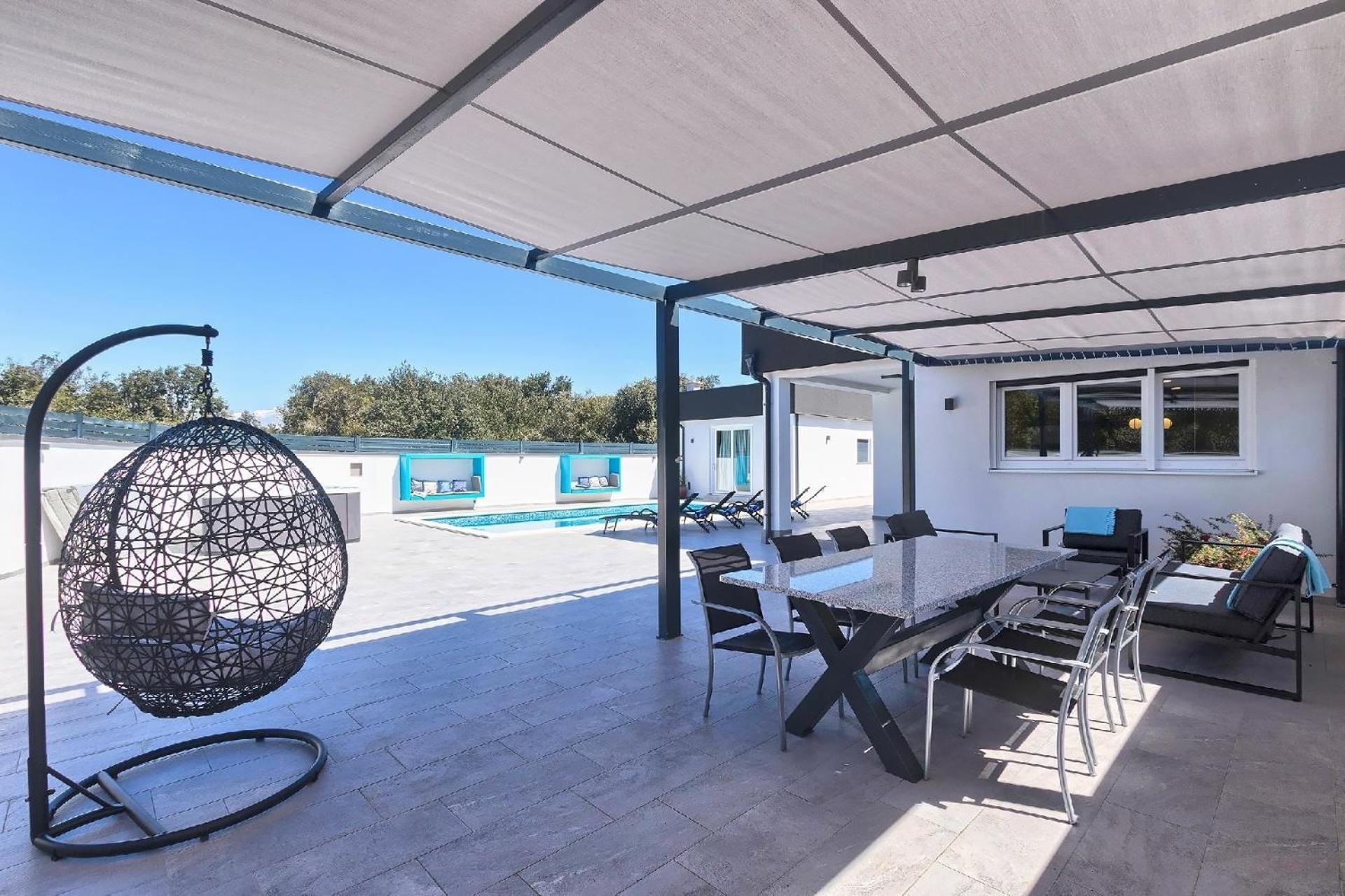 Mit Privatpool Fuer 5 Personen Ca 100 Qm In Pula, Istrien Istrische Riviera *